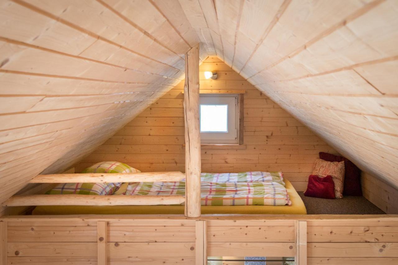 Tiny House Lavender Villa Podturen Buitenkant foto
