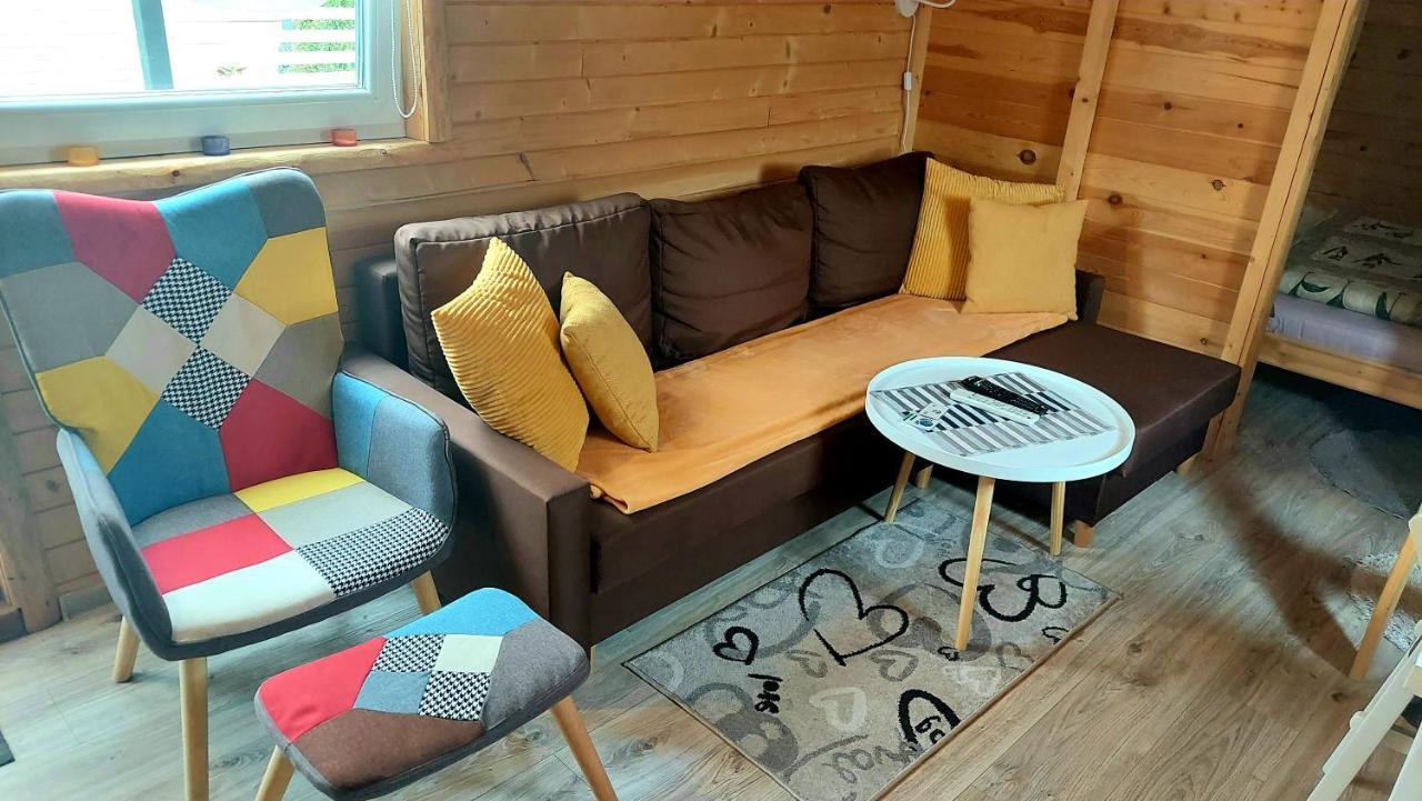 Tiny House Lavender Villa Podturen Buitenkant foto